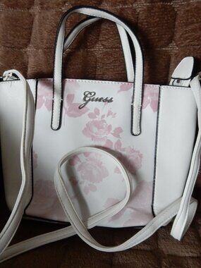 Guess crossbody